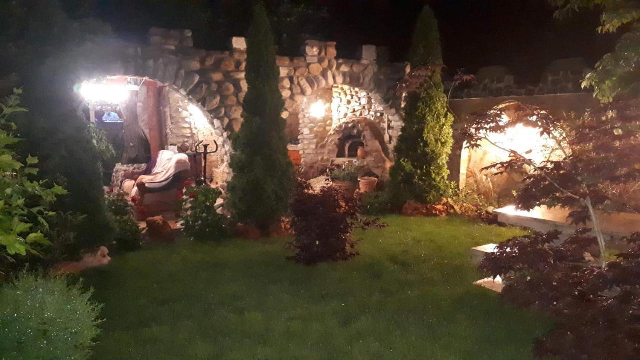 Vila Castel Ciurbesti Exteriér fotografie